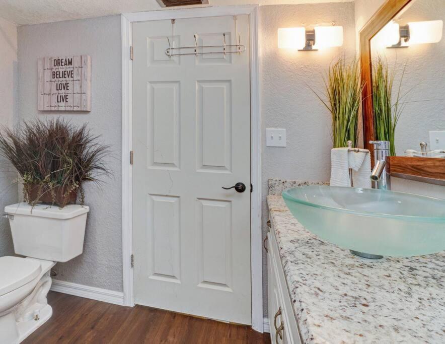 Hidden Couples Loft Retreat In Heights Foodie District Tampa Kültér fotó