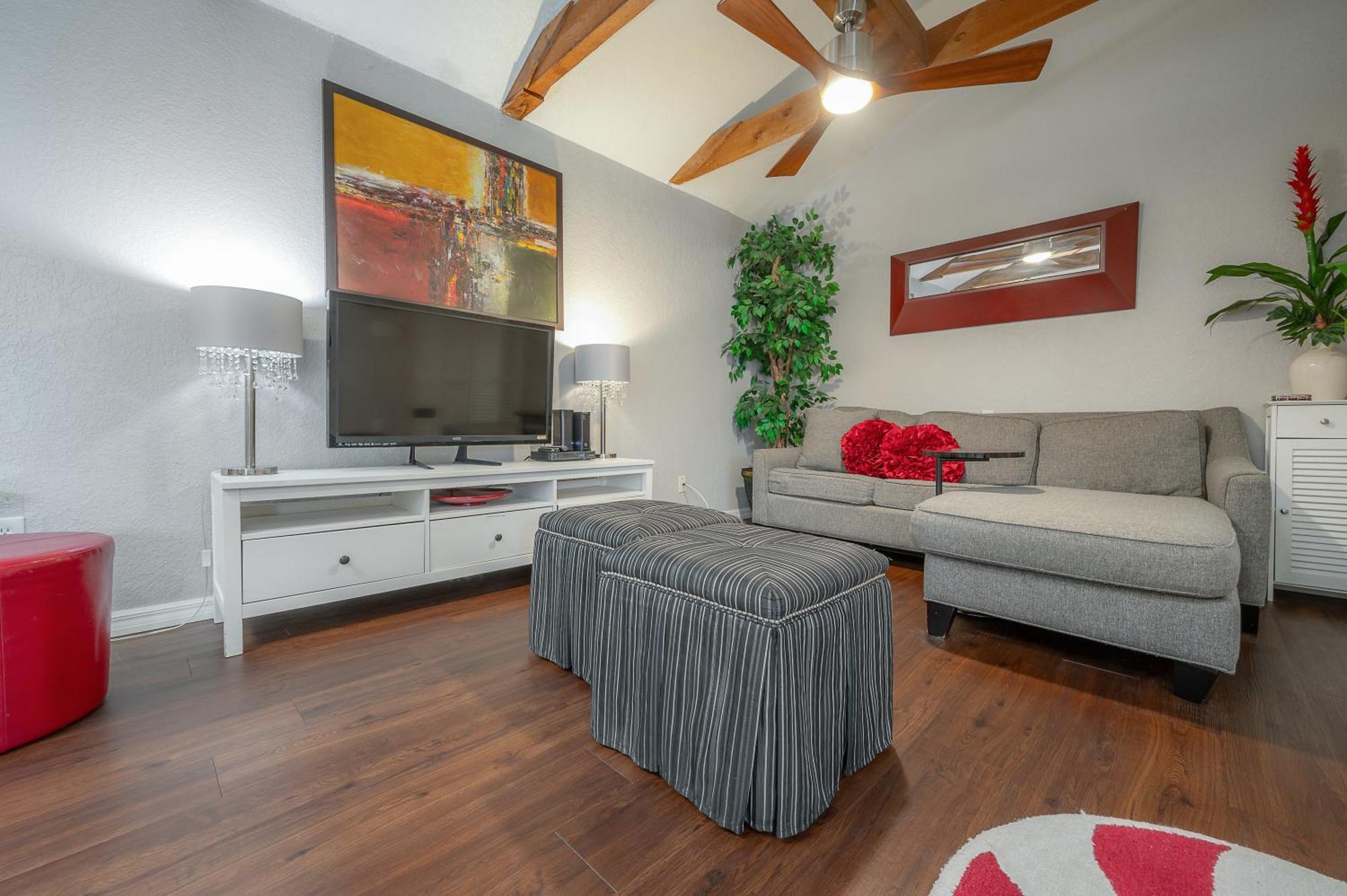 Hidden Couples Loft Retreat In Heights Foodie District Tampa Kültér fotó