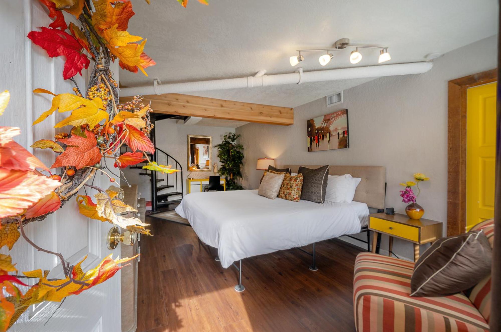 Hidden Couples Loft Retreat In Heights Foodie District Tampa Kültér fotó